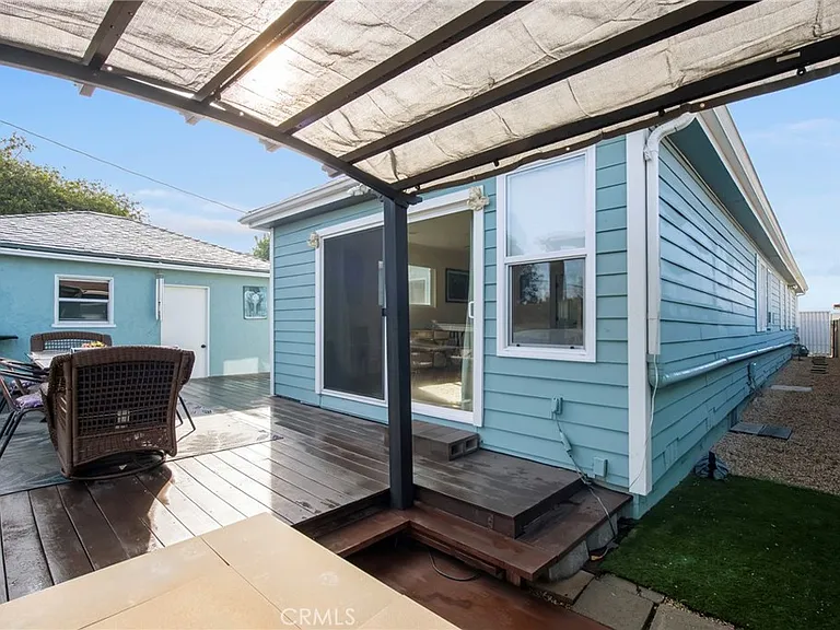 5231 Glasgow Way — Photo 24