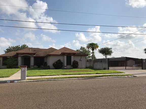 2nd image of 405 Castillo Dr