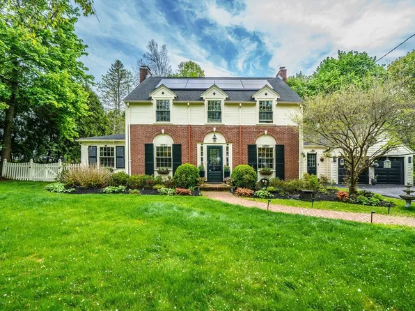 3 Viles St, Weston, MA 02493