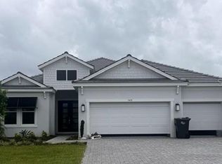 7435 Cayman Ct, Palmetto, FL 34221