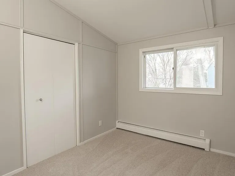 19115 Homestead Cir — Photo 13