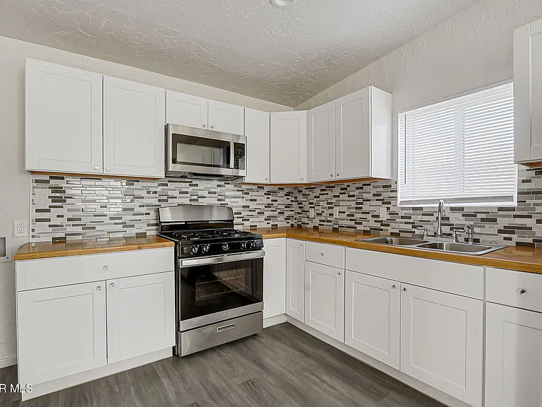 580 Chula Vista St — Photo 22