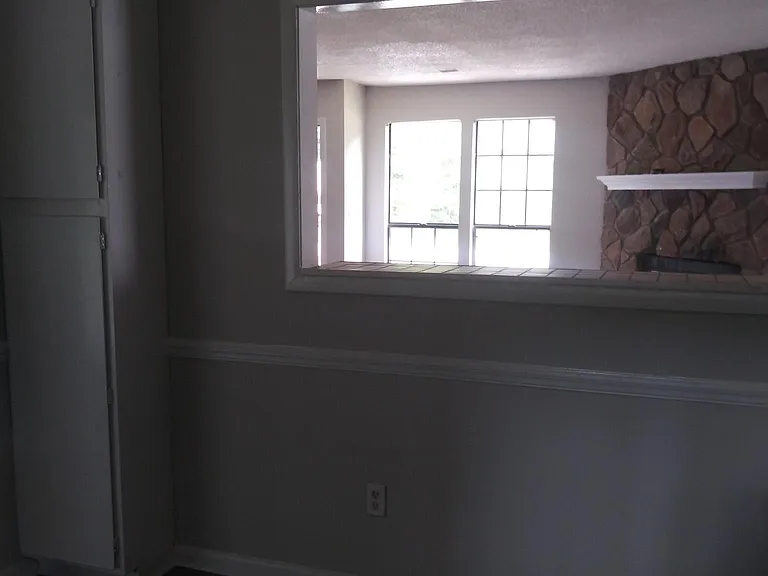 6698 Ivy Log Dr — Photo 5