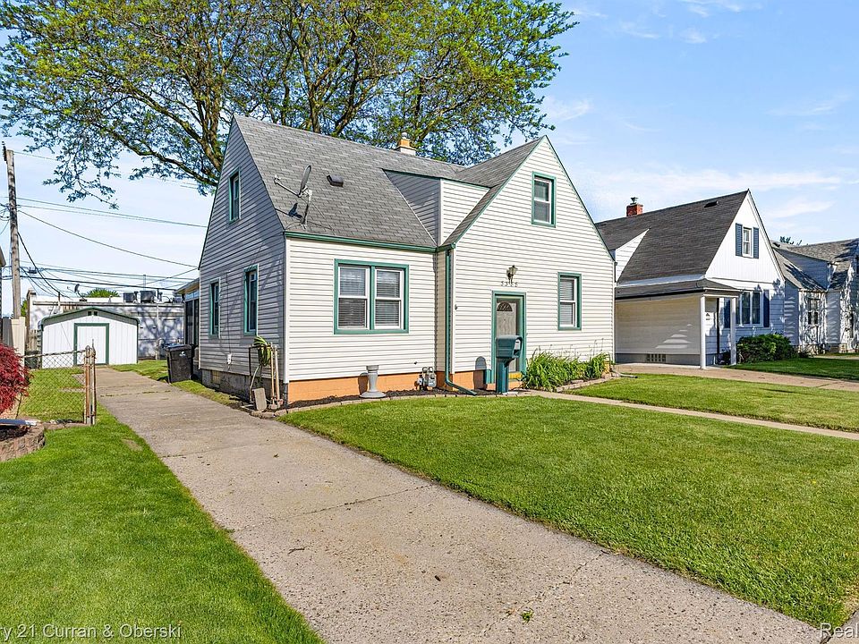 1st image of 3388 23rd St