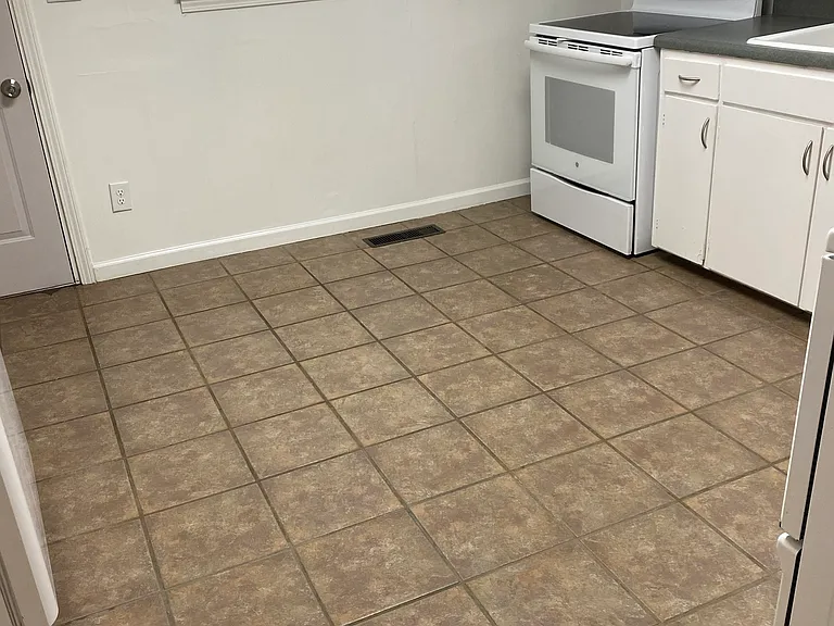 164 Glenn Carrie Rd — Photo 18