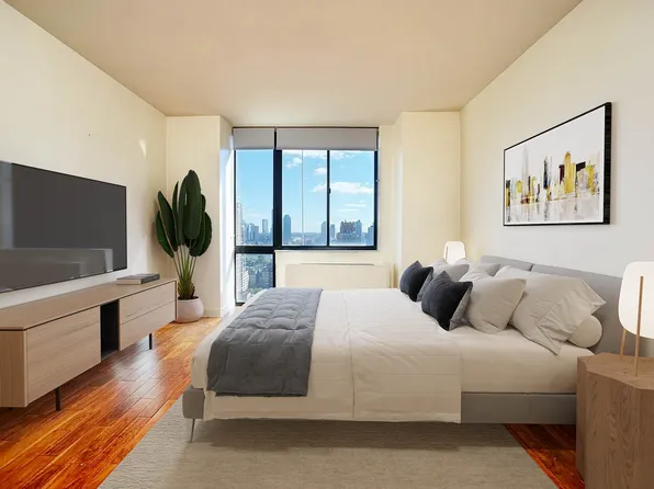 255 East 49th Street image 7 of 16