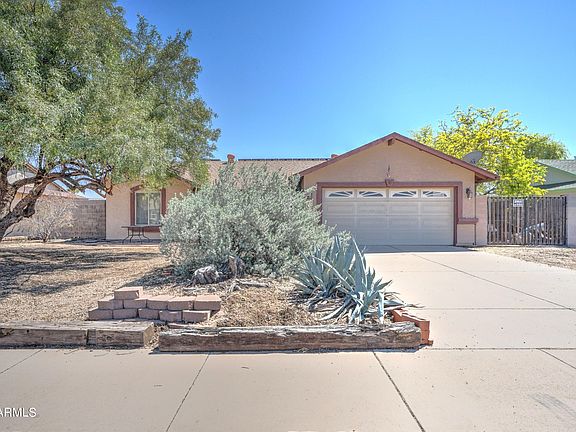 3rd image of 8939 W ECHO Lane