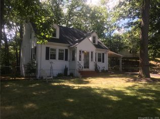 14 N Forest Cir, West Haven, CT 06516