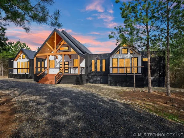 300 Sugarberry Trl, Broken Bow, OK 74728