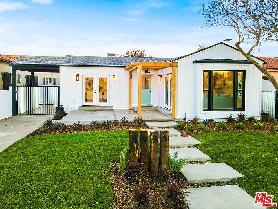 1st image of 3995 Degnan Blvd