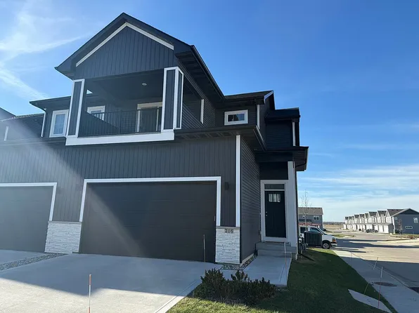 216 NE Country Meadow Lane, Ankeny, IA 50021