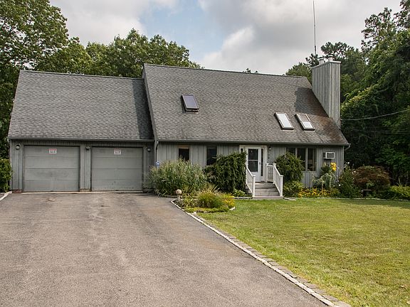 2nd image of 135 Cranford Blvd