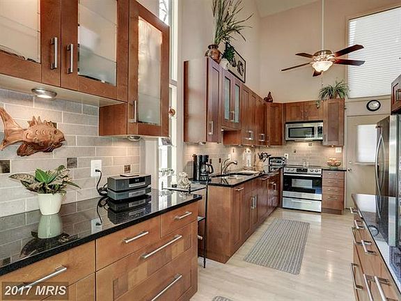 4th image of 12324 Hollyhock Ct