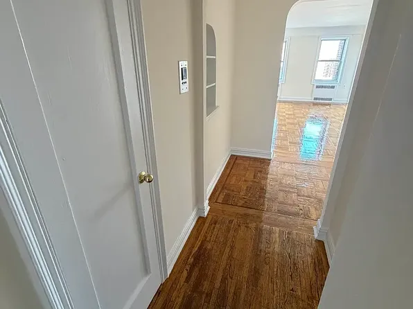 94-01 64th Rd Unit 3L, Rego Park, NY 11374