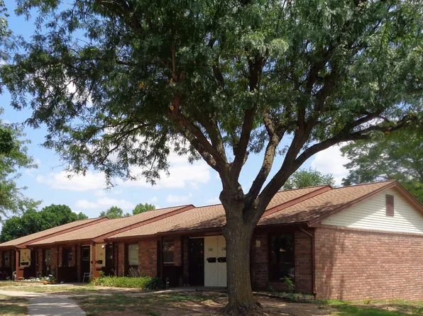 Heritage West Apartments, 250 N Sunflower Dr #6983e12e4, Kingman, KS 67068