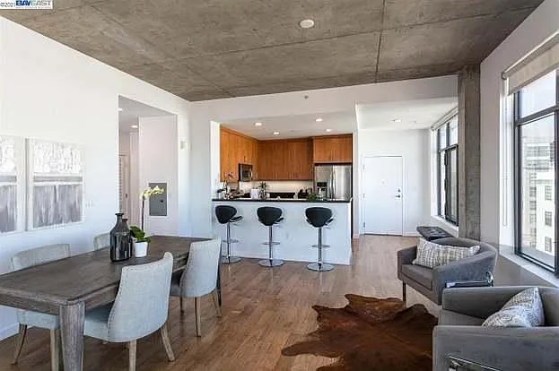2 bed, 1337 sqft, $4,250 — Photo 2