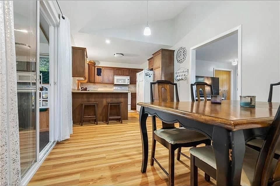 1st image of 2124 Daniels Ave