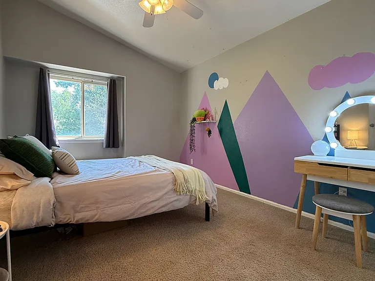 1567 Chesham Cir — Photo 29