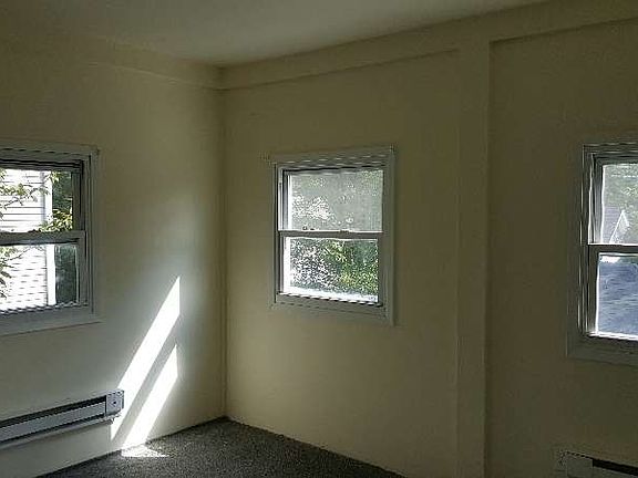 3rd image of 58 Dekalb Ave #2