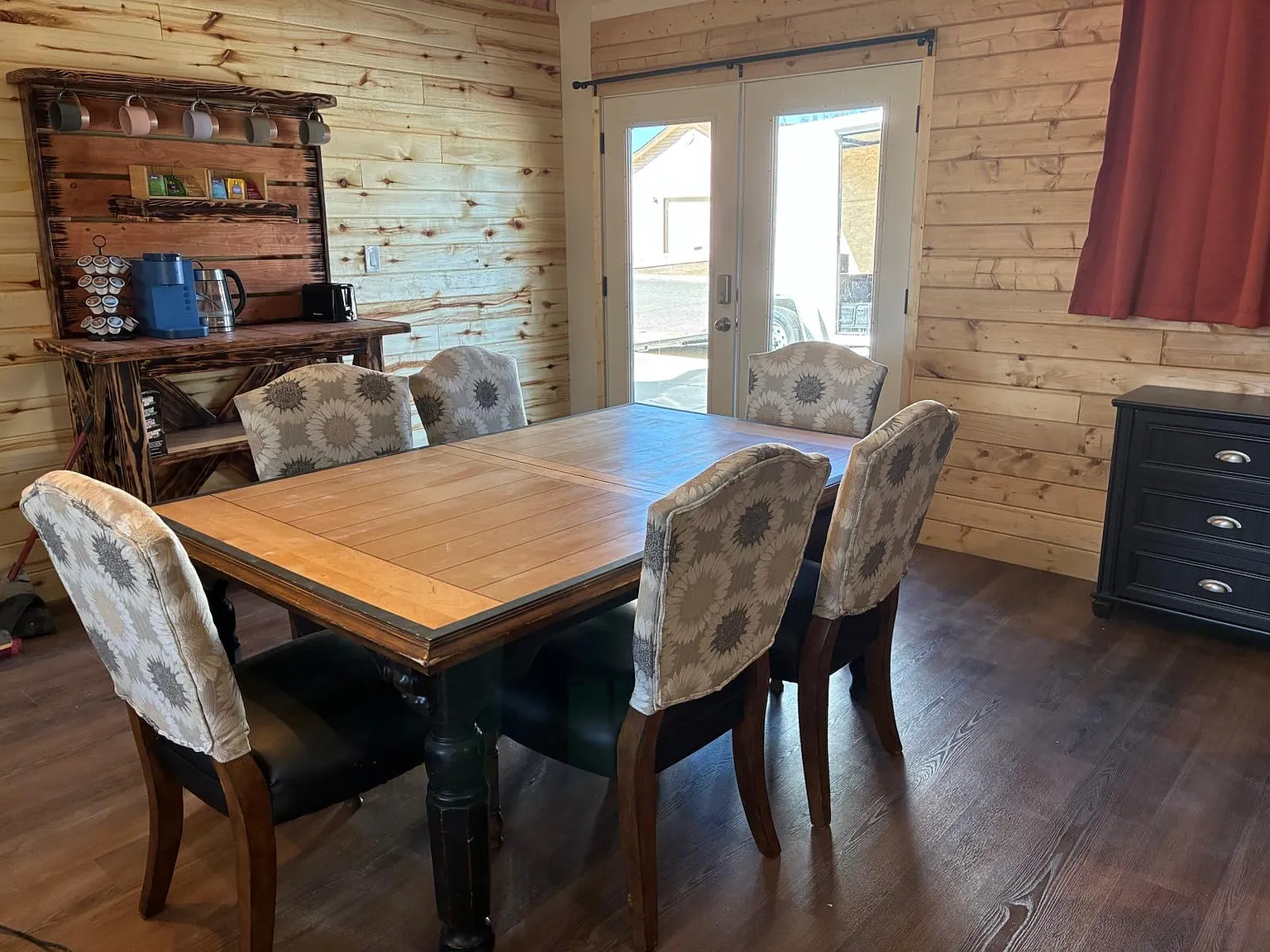 1 bed, 700 sqft, $1,450 — Photo 4