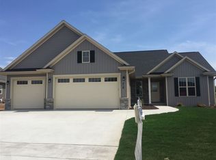 518 Pebblestone Cir, Hobart, WI 54155