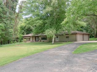 10042 Knollwood Rdg, Mentor, OH 44060