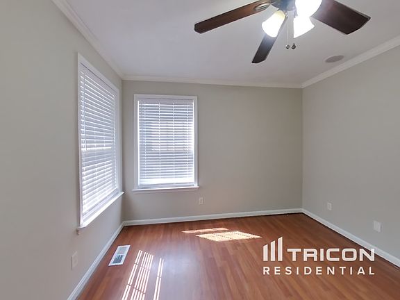 5th image of 8807 Dundee Dr