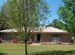 309 Live Oak Dr, Atlanta, TX 75551