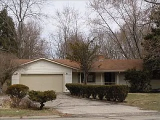 5610 Newburg Rd photo 1