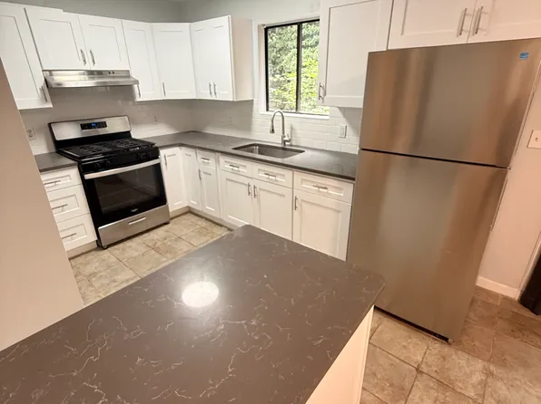 101 Hazel St #B7, New Haven, CT 06511