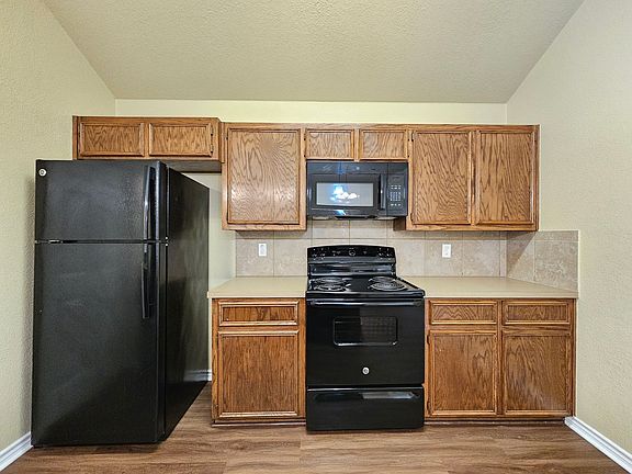 4th image of 407 Study Hall Loop APT A