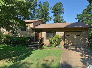 2212 Phillips Rd NW, Huntsville, AL 35810