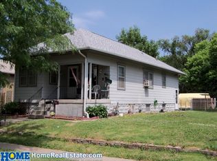 918 Charleston St, Lincoln, NE 68508