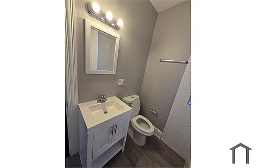 1332 W 78th St #3 Photo 1 1332 W 78th St #3 Photo 1