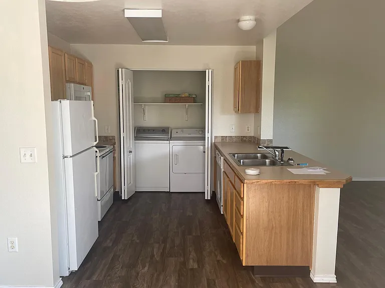 11940 W Cloverbrook Ln #201 — Photo 5