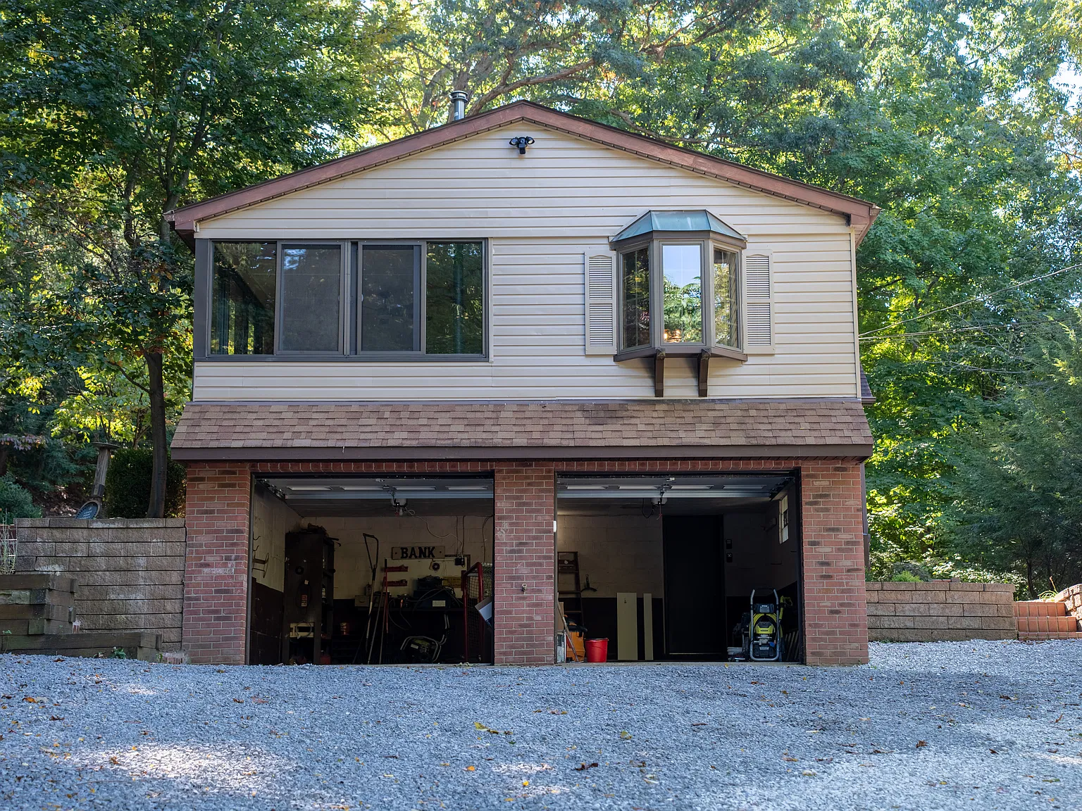 1675 McLaughlin Run Rd — Photo 3