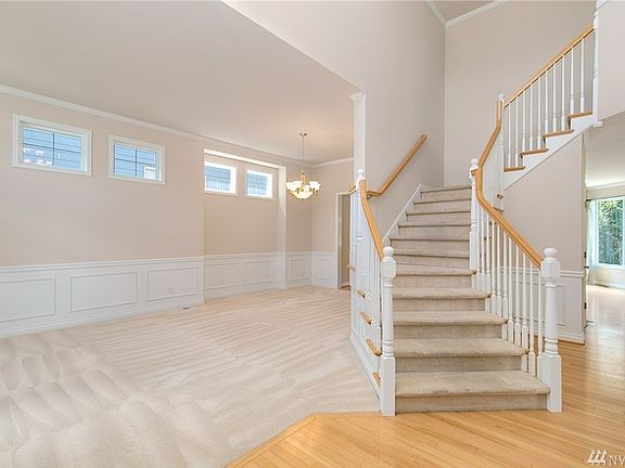 3rd image of 823 273rd Pl SE