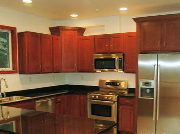 (undisclosed Address), Yonkers, NY 10704