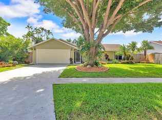 9384 Longmeadow Cir, Boynton Beach, FL 33436