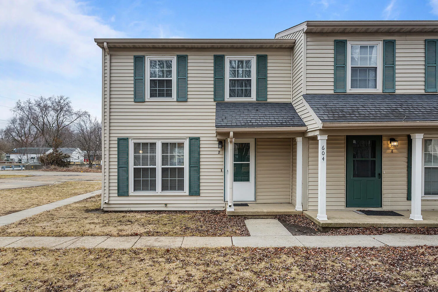 604 S Duncan Rd APT B photo 1