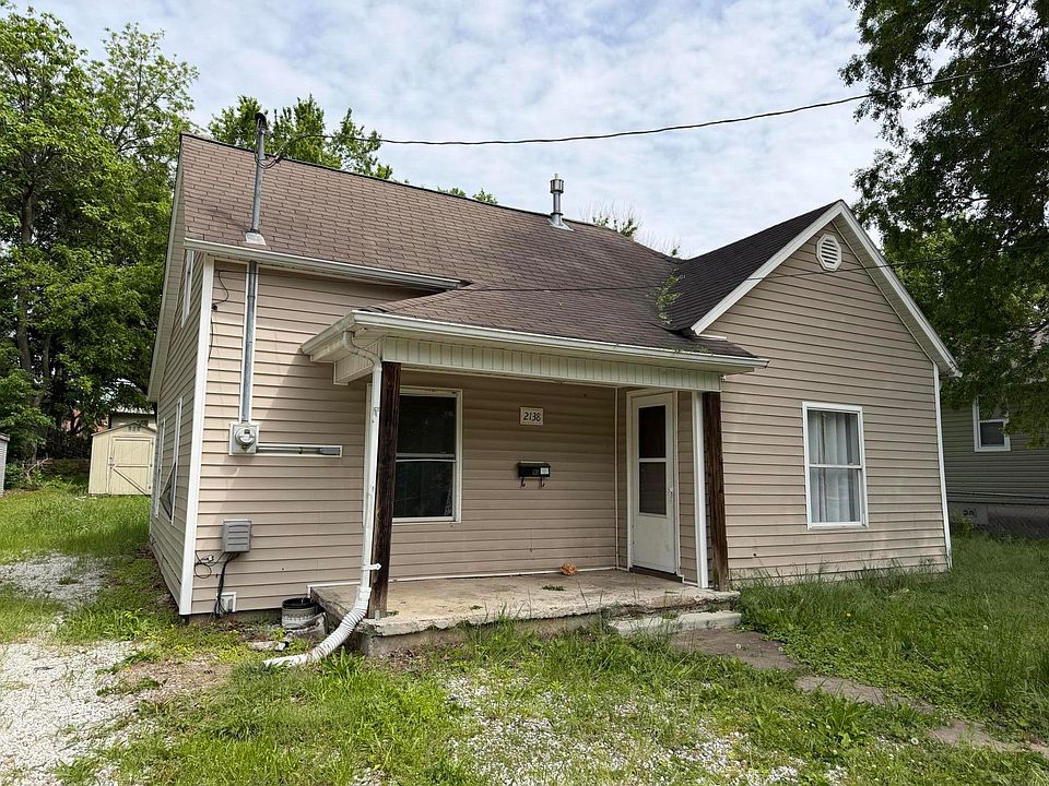 2nd image of 2138 N Taylor Avenue