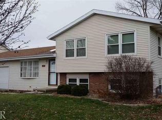 308 Felmley Dr, Normal, IL 61761