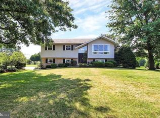 375 Koser Rd, Lititz, PA 17543