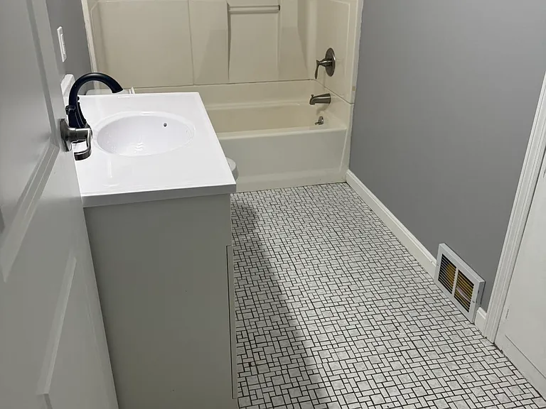 3810 Keck Ave — Photo 18