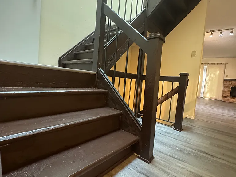 2039 Silent Spring Dr — Photo 5