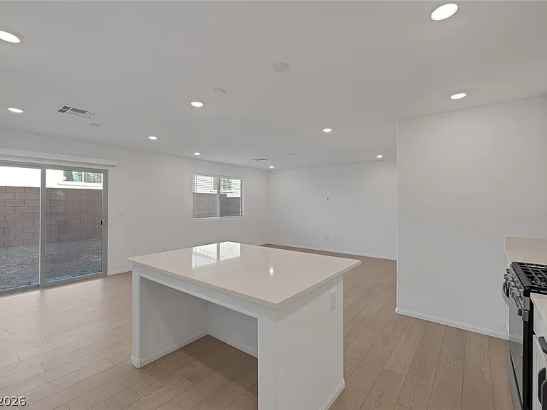 9514 Wayfarer Seek Ct — Photo 15