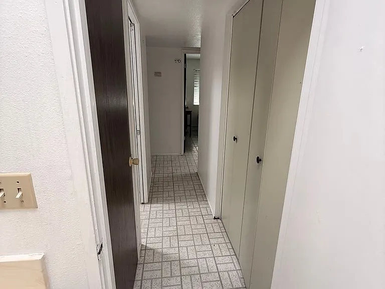 628 Isla Pl — Photo 12