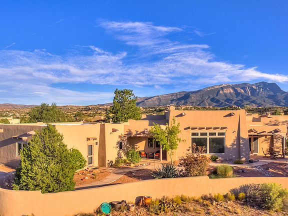 2nd image of 15 First Mesa Ct