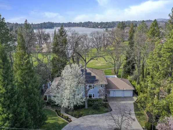 13059 Torrey Pines Dr, Auburn, CA 95602