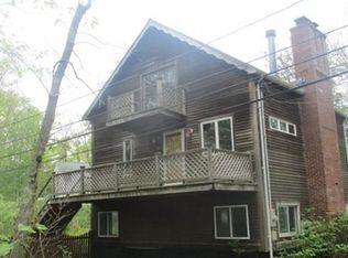 51 Chestnut Rd, West Roxbury, MA 02132